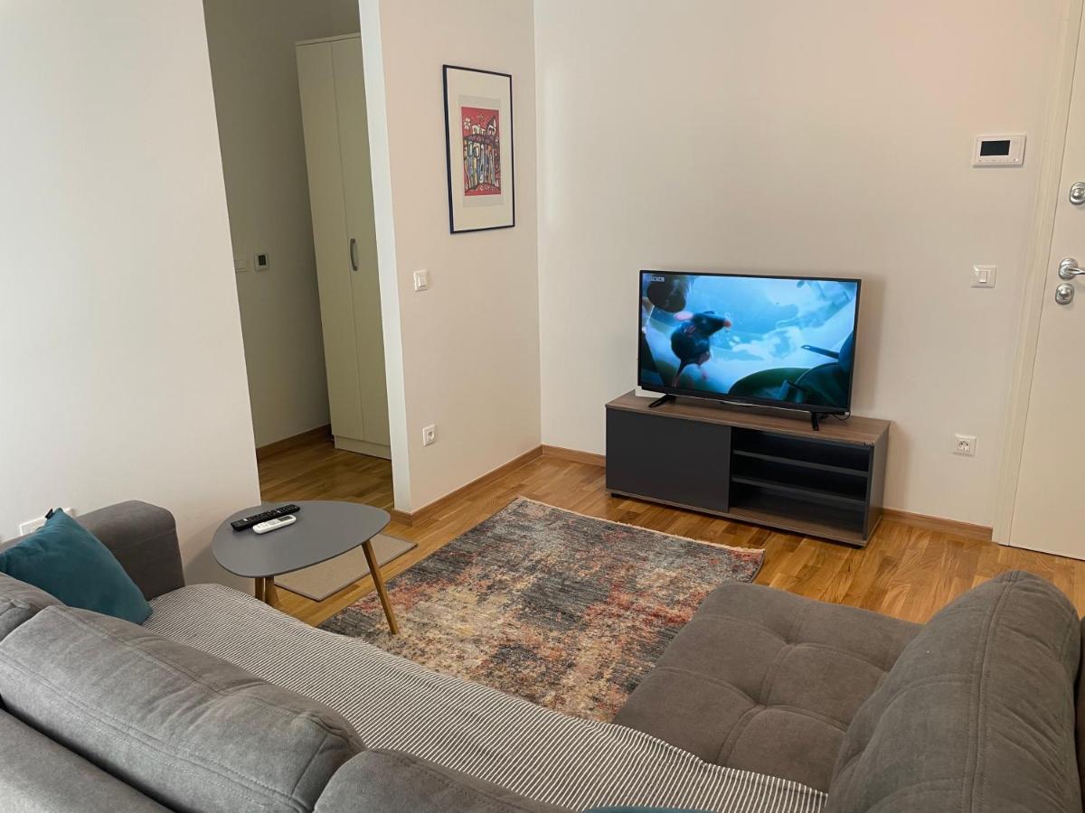 Apartment Diana Zara Parking Free ภายนอก รูปภาพ