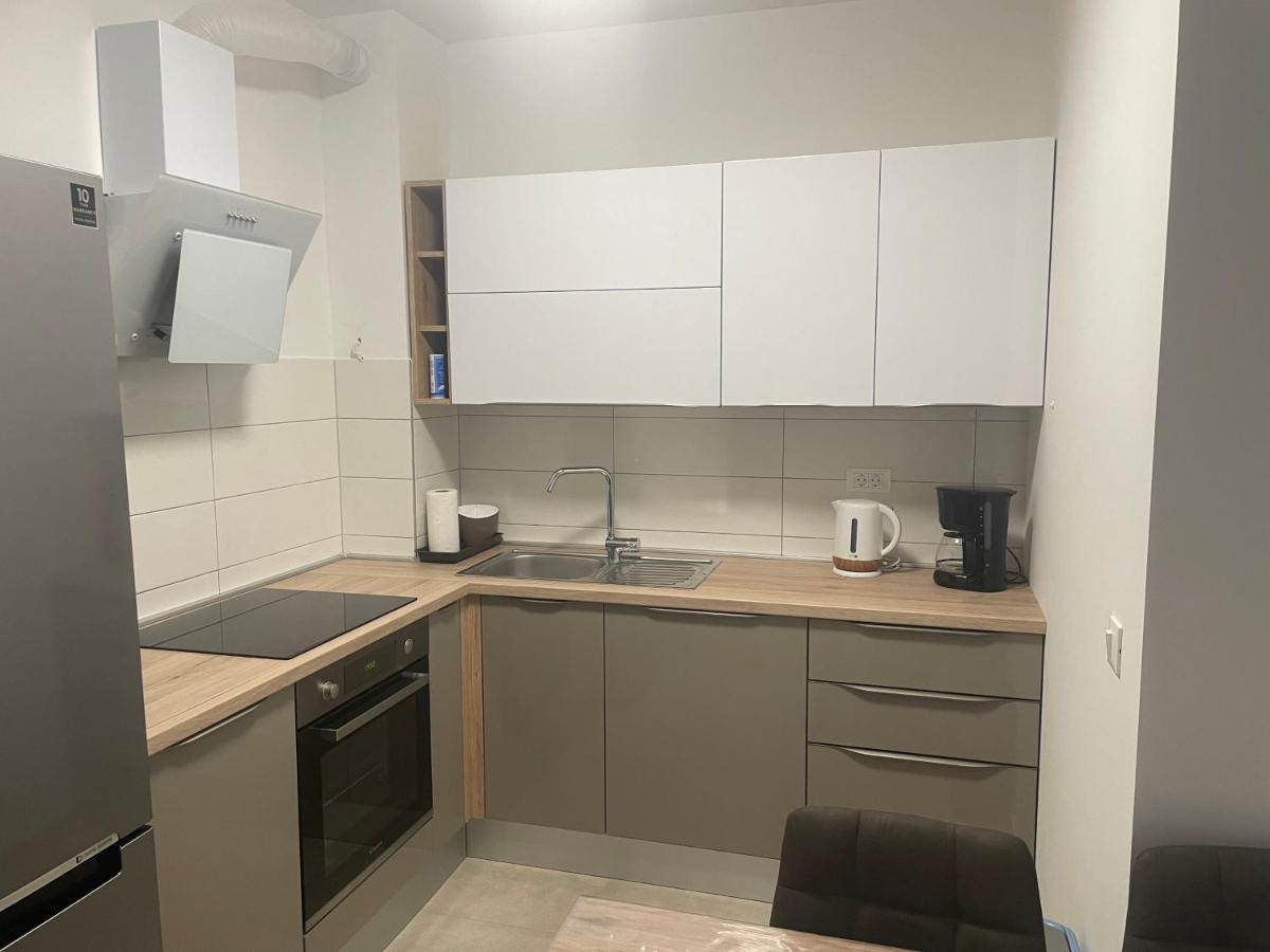 Apartment Diana Zara Parking Free ภายนอก รูปภาพ